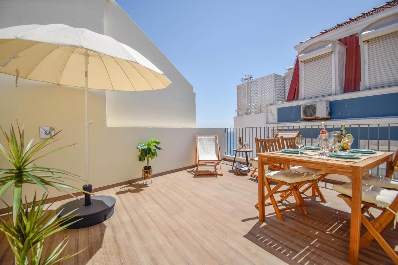 Central & Stylish 2 Bedroom Apartment W/ Balcony Cascais Eksteriør bilde