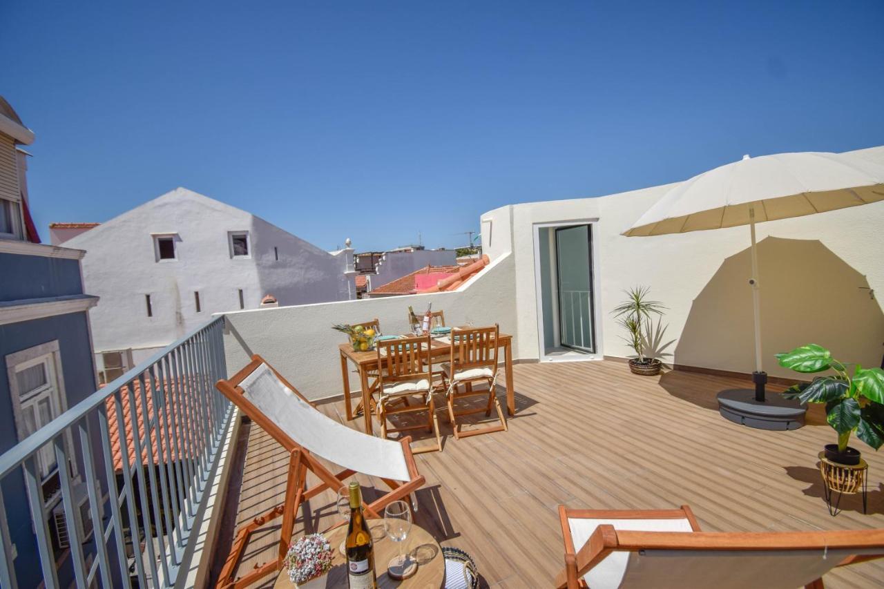 Central & Stylish 2 Bedroom Apartment W/ Balcony Cascais Eksteriør bilde