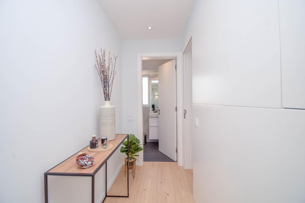 Central & Stylish 2 Bedroom Apartment W/ Balcony Cascais Eksteriør bilde