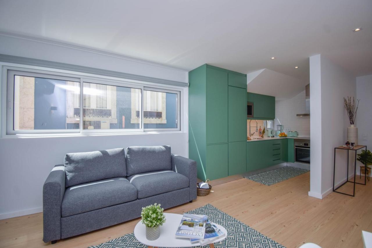 Central & Stylish 2 Bedroom Apartment W/ Balcony Cascais Eksteriør bilde